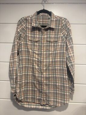 Toad&Co women’s Plaid Button-Down Shirt in Tan, Green & Cream.  Size - Small
